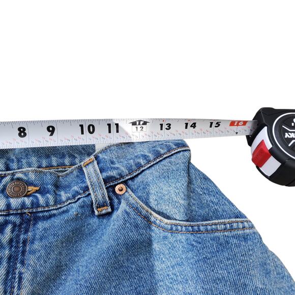 Vintage 90's Orange Tab Levi's High Rise Shorts - Size 13 - Picture 8 of 8